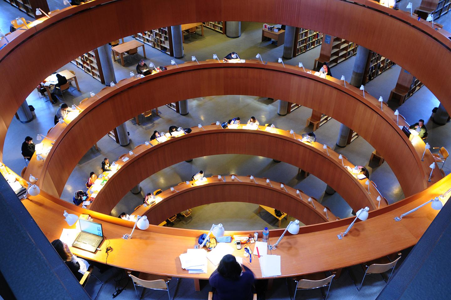 Biblioteca Central de la UNED.